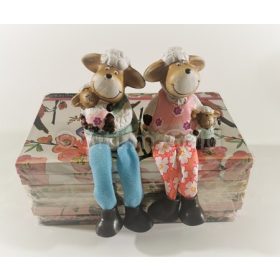 Kerámia bárány lógólábú figura, fiú-lány